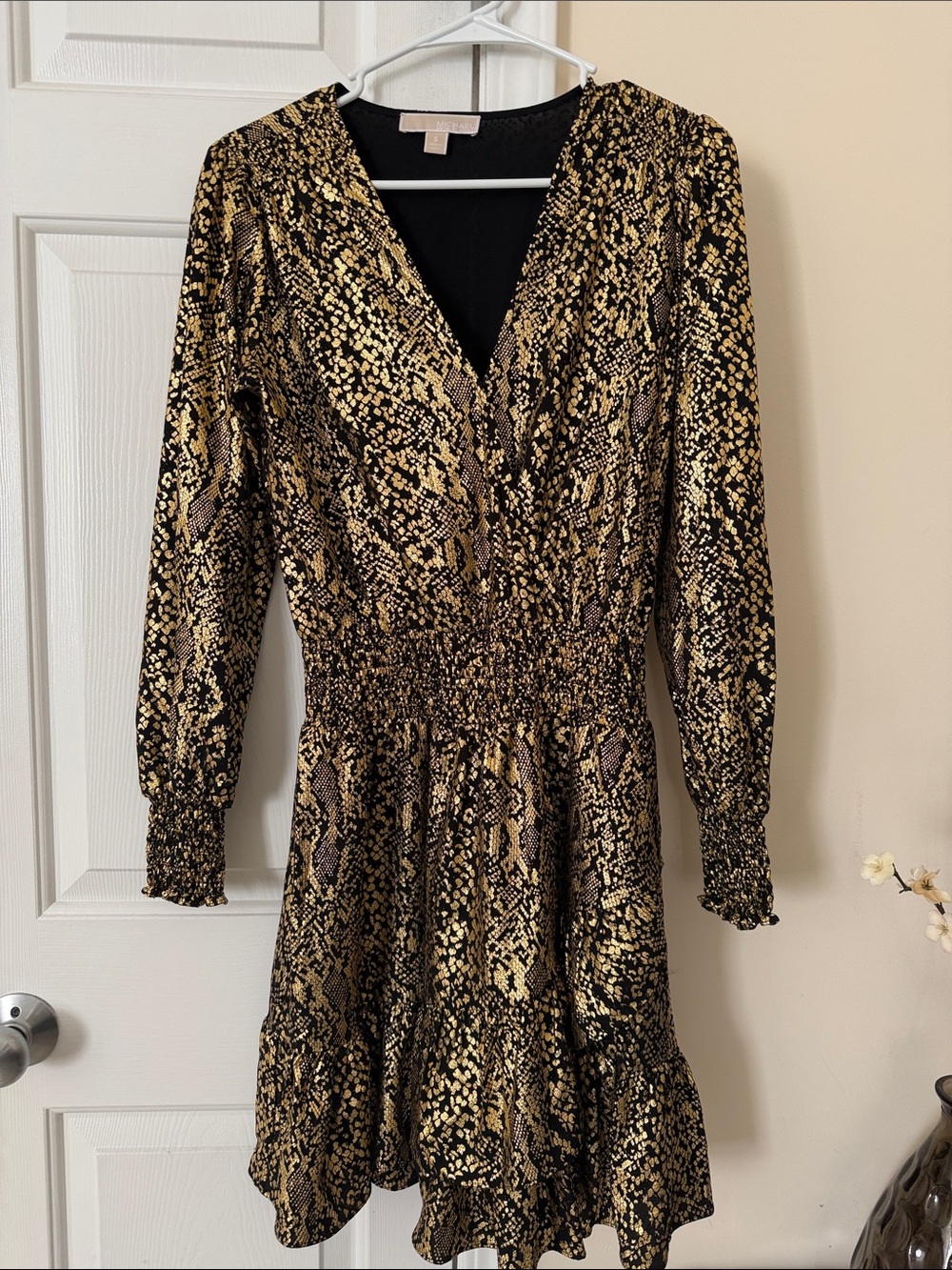 Michael Kors Black and Gold Metallic V-Neck Long Sleeve Dress